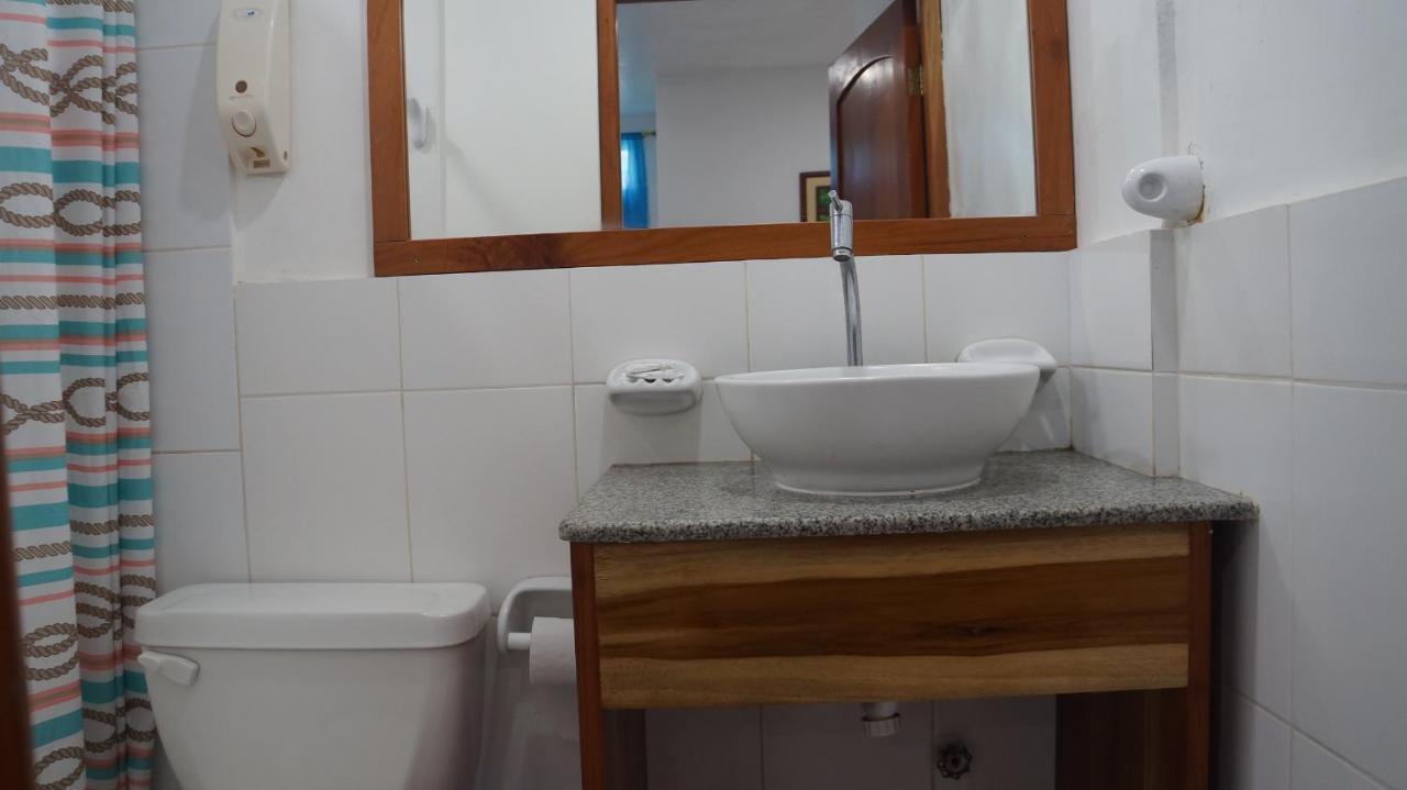 Hostal Marysol Puerto Ayora  Εξωτερικό φωτογραφία